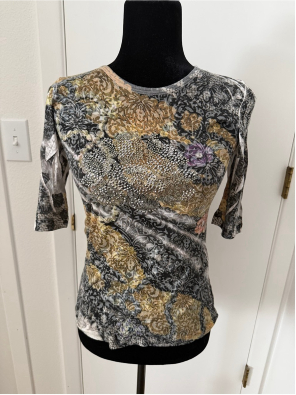 Stenz A New Kind Top Womens Small Rhinestone Embellished Sheer Mesh Floral 3/4 S